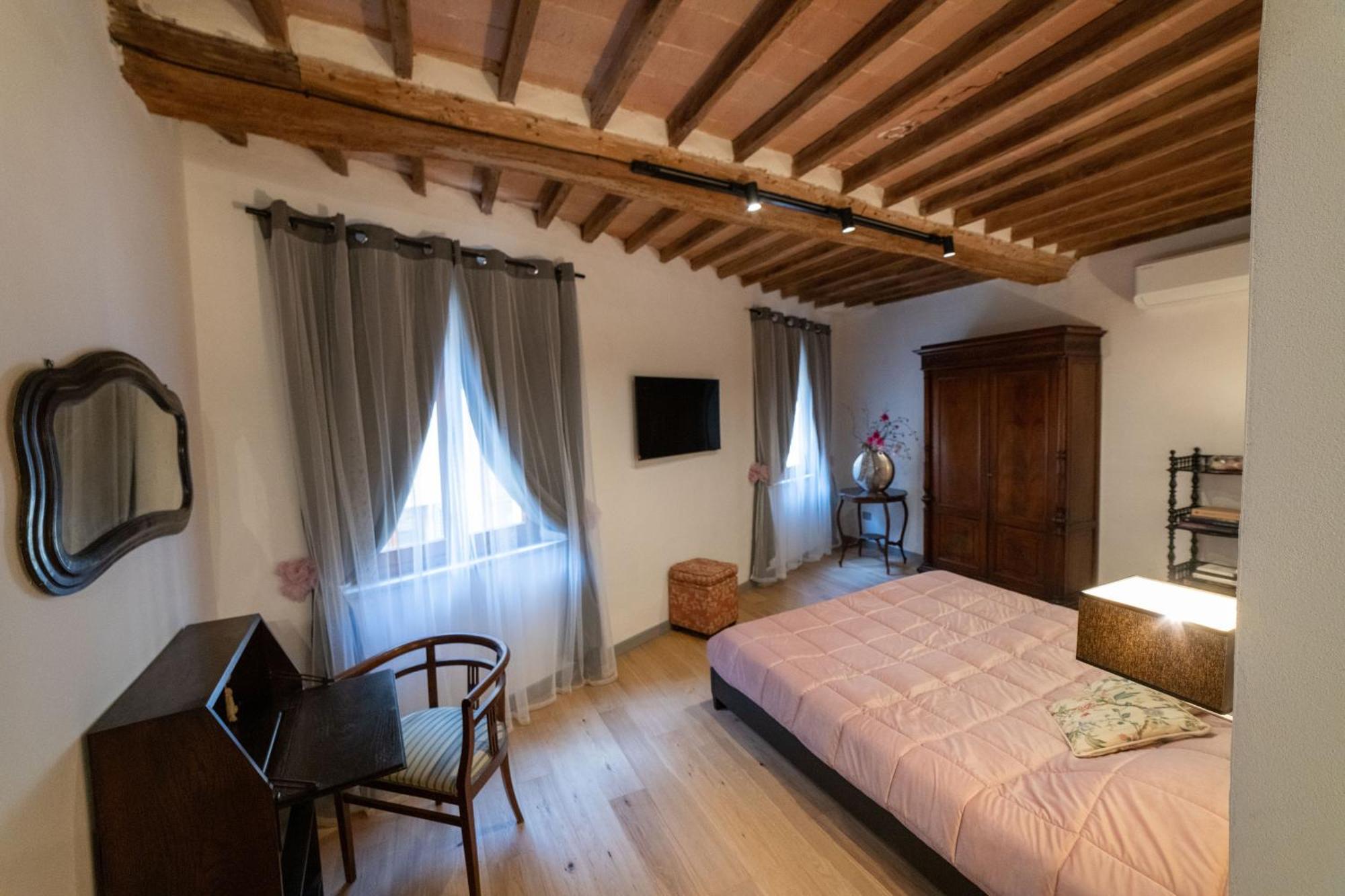 The Rose Suite Siena Exterior photo